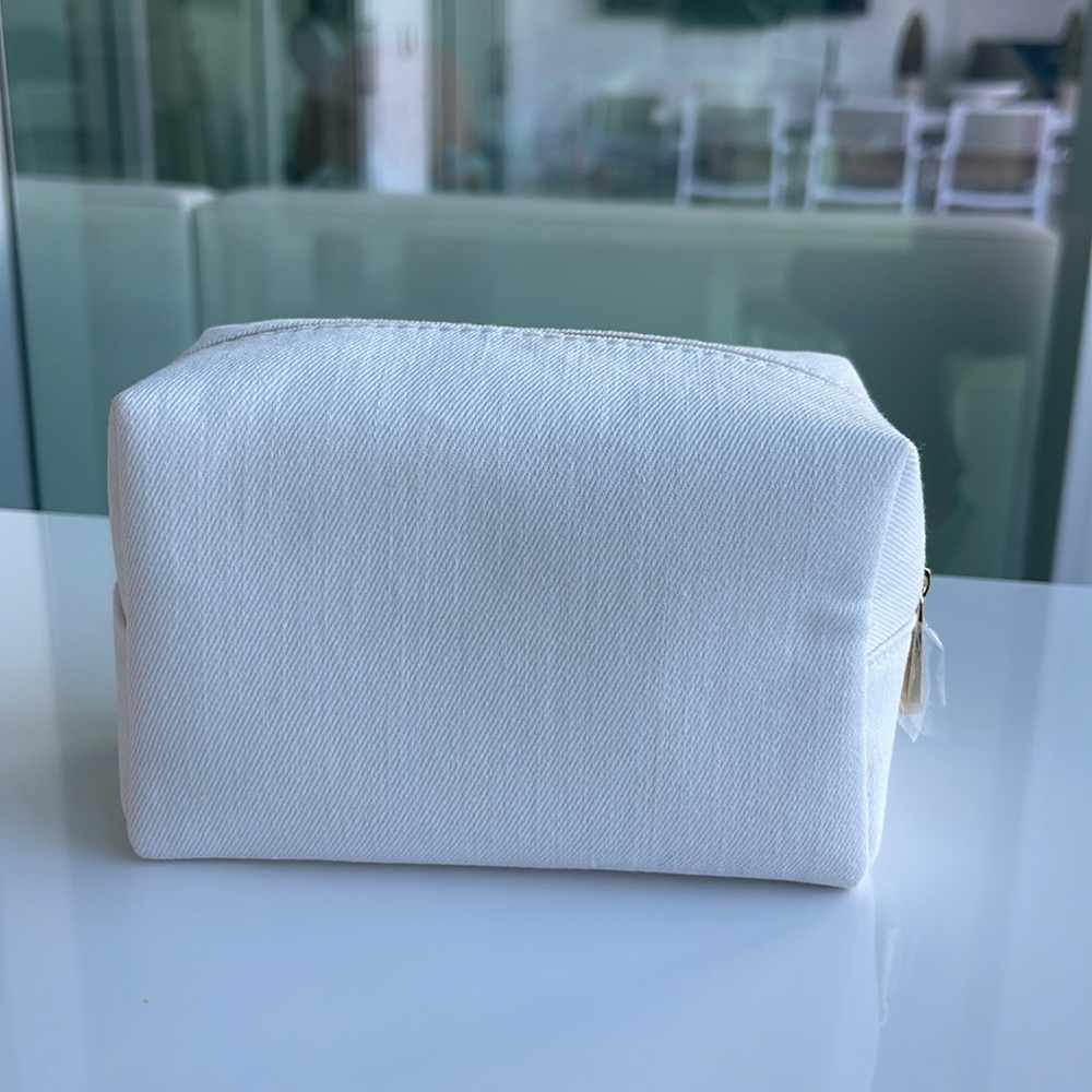 Dior Bag With Cosmetics - Picture 2 of 6